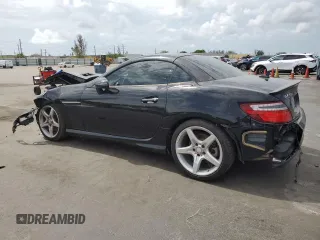 2014 Mercedes-Benz SLK 350 z VIN WDDPK5HA6EF091935, wystawiony jako Copart lot #62969735 z przebiegiem 72 049 mil mil oraz Szkoda całkowita • Salvage title. Historia ofert i sprzedaży dostępna na DreamBid. Obrazek 2.