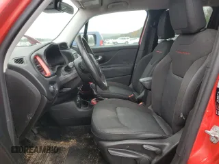 2015 Jeep Renegade Trailhawk with VIN ZACCJBCT0FPB69827, listed as a Copart auction lot 63643985 with 94,841 mi miles and Clean title. Bid and sale history available at DreamBid. Image 7.