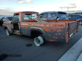 1963 Ford F-250 z VIN F25CR381471, wystawiony jako Copart lot #83724854 z przebiegiem 27 096 mil mil oraz Szkoda całkowita • Salvage title. Historia ofert i sprzedaży dostępna na DreamBid. Obrazek 2.