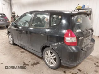 2007 Honda Fit Sport with VIN JHMGD38607S054277, listed as a IAAI auction lot 41602296 with 272,787 mi miles. Bid and sale history available at carsss.com. Image 3.