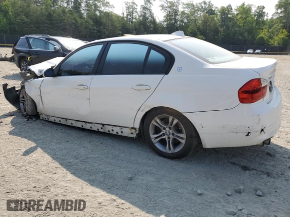 2008 BMW 3 Series 328xi with VIN WBAVC93558K043660, listed as a Copart auction lot 58417795 with Not provided miles and Salvage title. Bid and sale history available at DreamBid. Image 2.