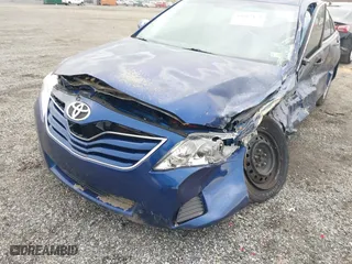2010 Toyota Camry with VIN 4T1BF3EK0AU575272, listed as a IAAI auction lot 41912475 with 182,861 mi miles. Bid and sale history available at carsss.com. Image 6.