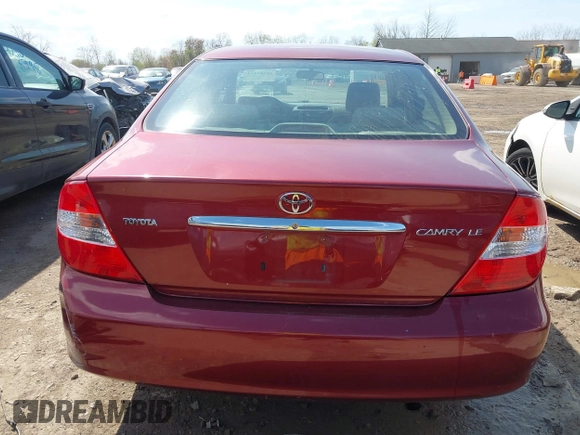 2004 Toyota Camry LE with VIN 4T1BE32K34U377605, listed as a IAAI auction lot 42107813 with 110,724 mi miles. Bid and sale history available at carsss.com. Image 17.