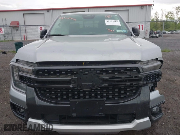 2024 Ford Ranger XLT with VIN 1FTER4HH7RLE24669, listed as a IAAI auction lot 42263062 with 7,832 mi miles and . Bid and sale history available at DreamBid. Image 6.