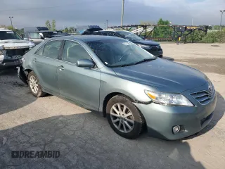 2010 Toyota Camry z VIN 4T1BF3EK6AU520910, wystawiony jako Copart lot #55771985 z przebiegiem 157 920 mil mil oraz Szkoda całkowita • Salvage title. Historia ofert i sprzedaży dostępna na DreamBid. Obrazek 4.