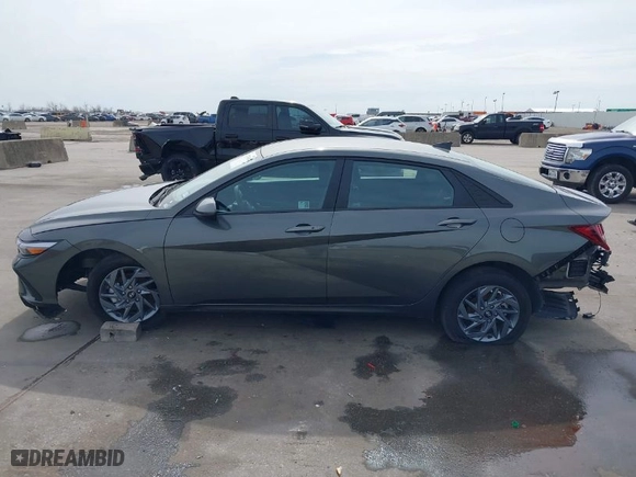 2024 Hyundai Elantra SEL with VIN KMHLM4DG6RU785092, listed as a IAAI auction lot 41734661 with 37,902 mi miles. Bid and sale history available at carsss.com. Image 15.