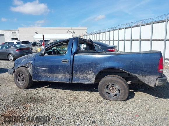 2002 Ford F-150 XL with VIN 1FTRF17292NB99722, listed as a IAAI auction lot 41658666 with 1 mi miles. Bid and sale history available at carsss.com. Image 14.
