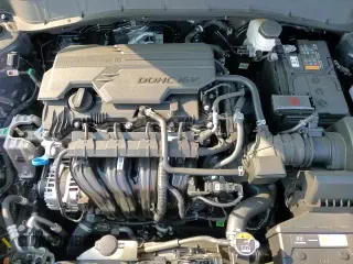 2025 Hyundai Kona SEL Convenience z VIN KM8HC3AB2SU222607, wystawiony jako Copart lot #64333195 z przebiegiem 5 843 mil mil oraz Szkoda całkowita • Salvage title. Historia ofert i sprzedaży dostępna na DreamBid. Obrazek 14.