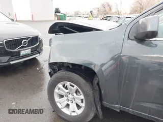 2017 Chevrolet Colorado 4WD LT z VIN 1GCGTCEN8H1233335, wystawiony jako IAAI lot #41178687 z przebiegiem 94 346 mil mil oraz . Historia ofert i sprzedaży dostępna na DreamBid. Obrazek 6.