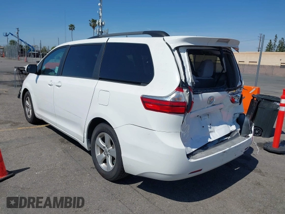 2016 Toyota Sienna LE AAS with VIN 5TDKK3DC6GS732942, listed as a IAAI auction lot 41841706 with 37,114 mi miles. Bid and sale history available at carsss.com. Image 3.