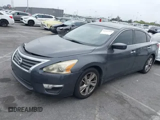 2013 Nissan Altima SV with VIN 1N4AL3AP7DN410270, listed as a IAAI auction lot 42107935 with 150,889 mi miles and . Bid and sale history available at carsss.com. Image 2.