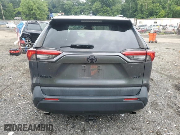 2019 Toyota RAV4 XLE with VIN 2T3P1RFVXKC026527, listed as a Copart auction lot 63665935 with 61,056 mi miles and Salvage title. Bid and sale history available at DreamBid. Image 6.
