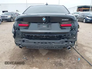 2020 BMW 3 Series 330i with VIN 3MW5R1J07L8B32129, listed as a IAAI auction lot 41858917 with 35,721 mi miles and . Bid and sale history available at DreamBid. Image 17.