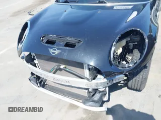 2020 MINI Hardtop Cooper S with VIN WMWXR5C07L2M39862, listed as a IAAI auction lot 42437482 with 39,336 mi miles and . Bid and sale history available at DreamBid. Image 6.
