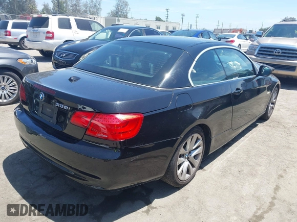 2012 BMW 3 Series 328i z VIN WBADW7C58CE729741, wystawiony jako IAAI lot #42333961 z przebiegiem 147 706 mil mil oraz . Historia ofert i sprzedaży dostępna na DreamBid. Obrazek 4.
