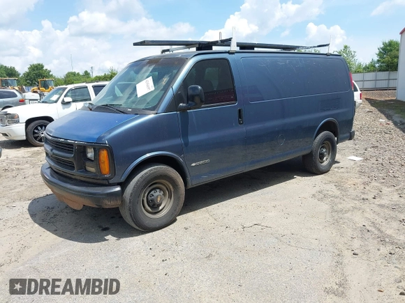1998 Chevrolet Chevy Van z VIN 1GCGG25RXW1100879, wystawiony jako IAAI lot #42154197 z przebiegiem 191 241 mil mil oraz . Historia ofert i sprzedaży dostępna na DreamBid. Obrazek 2.