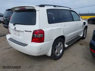 2004 Toyota Highlander with VIN JTEEP21A640067014, listed as a IAAI auction lot 41828054 with 255,796 mi miles. Bid and sale history available at carsss.com. Image 4.