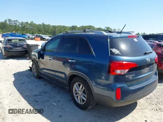 2014 Kia Sorento LX with VIN 5XYKT3A65EG474225, listed as a IAAI auction lot 42059313 with 190,803 mi miles and . Bid and sale history available at DreamBid. Image 3.