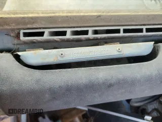 1985 Jeep CJ z VIN 1JCCF87E7FT035118, wystawiony jako Copart lot #70082064 z przebiegiem Nie podano mil oraz Tytuł czysty. Historia ofert i sprzedaży dostępna na DreamBid. Obrazek 12.