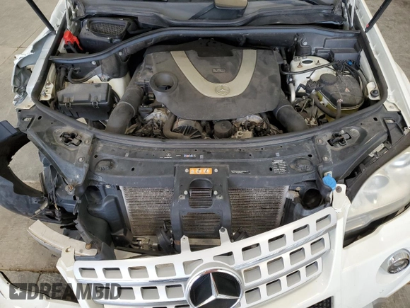 2010 Mercedes-Benz M 550 with VIN 4JGBB7CBXAA535840, listed as a Copart auction lot 69660384 with 145,259 mi miles and Non Repairable. Bid and sale history available at DreamBid. Image 12.