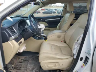 2017 Toyota Highlander XLE with VIN 5TDJZRFH7HS367692, listed as a Copart auction lot 43081615 with 0 mi miles and Salvage Title. Bid and sale history available at carsss.com. Image 7.