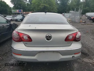 2011 Volkswagen CC Lux Limited Edition z VIN WVWHN7ANXBE727398, wystawiony jako Copart lot #58904795 z przebiegiem 147 066 mil mil oraz Szkoda całkowita • Salvage title. Historia ofert i sprzedaży dostępna na DreamBid. Obrazek 6.