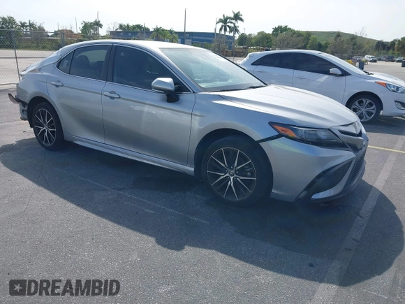 2022 Toyota Camry SE with VIN 4T1G11AK1NU002157, listed as a IAAI auction lot 41647629 with 89,189 mi miles and . Bid and sale history available at DreamBid. Image 1.