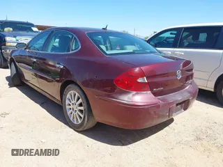 2007 Buick LaCrosse CXS with VIN 2G4WE587171193909, listed as a IAAI auction lot 41742103 with 165,129 mi miles. Bid and sale history available at carsss.com. Image 3.
