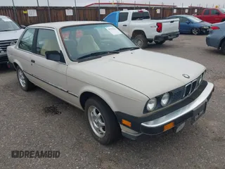 1985 BMW 3 Series с VIN WBAAK8404F8779112, выставлен на аукционе IAAI как лот 42752903 с пробегом 157 085 миль миль и . История ставок и продаж доступна на DreamBid. Изображение 1.
