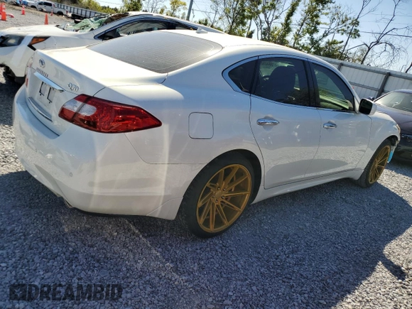 2014 Infiniti M37 with VIN JN1BY1AP3EM260267, listed as a Copart auction lot 47664255 with 61,689 mi miles and Salvage Title. Bid and sale history available at carsss.com. Image 3.