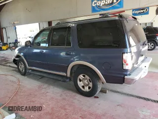 1998 Ford Expedition XLT with VIN 1FMRU17L6WLB43586, listed as a Copart auction lot 64261125 with 172,564 mi miles and Salvage title. Bid and sale history available at DreamBid. Image 2.