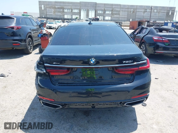 2021 BMW 7 Series 750i xDrive with VIN WBA7U2C05MCF83437, listed as a IAAI auction lot 42403572 with Not provided miles and . Bid and sale history available at DreamBid. Image 17.