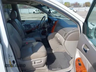 2007 Toyota Sienna XLE with VIN 5TDZK22C47S024376, listed as a IAAI auction lot 41979439 with 178,868 mi miles and . Bid and sale history available at DreamBid. Image 5.