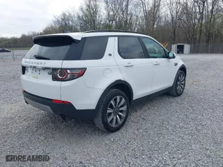 2017 Land Rover Discovery Sport HSE Luxury with VIN SALCT2BG4HH708753, listed as a IAAI auction lot 41869136 with 158,167 mi miles. Bid and sale history available at carsss.com. Image 4.