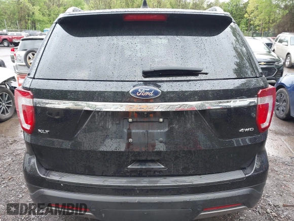 2019 Ford Explorer XLT с VIN 1FM5K8D87KGA05751, выставлен на аукционе IAAI как лот 42222012 с пробегом 72 964 миль миль и . История ставок и продаж доступна на DreamBid. Изображение 16.