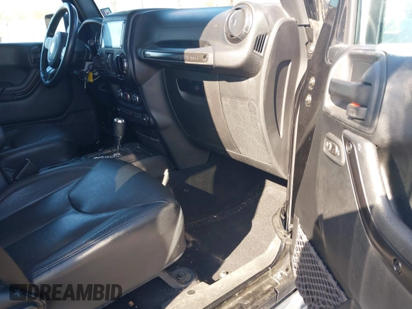 2017 Jeep Wrangler Unlimited Sahara with VIN 1C4BJWEG6HL625415, listed as a IAAI auction lot 42060481 with 56,107 mi miles and . Bid and sale history available at DreamBid. Image 5.