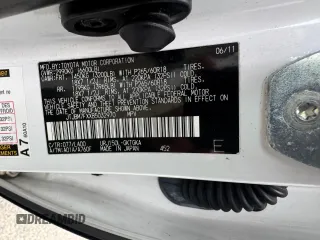2011 Lexus GX 460 z VIN JTJBM7FXXB5032970, wystawiony jako Copart lot #57851525 z przebiegiem 197 182 mil mil oraz Tytuł czysty. Historia ofert i sprzedaży dostępna na DreamBid. Obrazek 10.