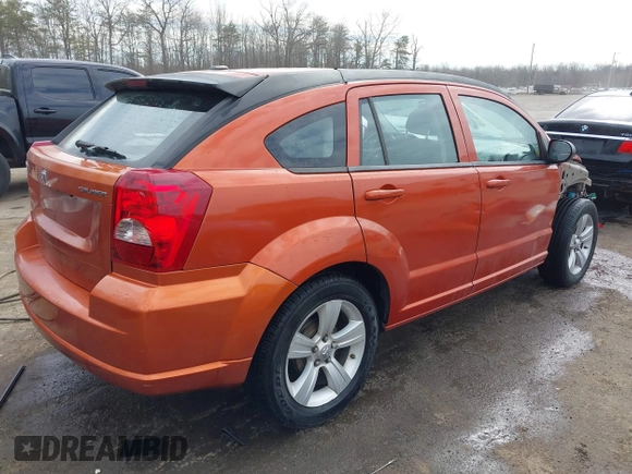 2011 Dodge Caliber Mainstreet z VIN 1B3CB3HA6BD262107, wystawiony jako IAAI lot #41663951 z przebiegiem 121 324 mil mil oraz . Historia ofert i sprzedaży dostępna na DreamBid. Obrazek 4.