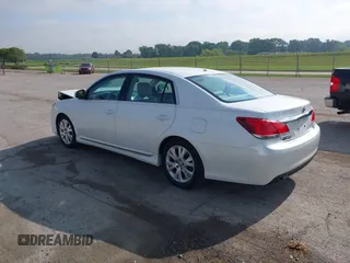 2012 Toyota Avalon with VIN 4T1BK3DB1CU454489, listed as a IAAI auction lot 42230293 with 197,117 mi miles and . Bid and sale history available at DreamBid. Image 3.