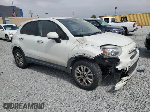 2016 FIAT 500X Easy z VIN ZFBCFYBT8GP370411, wystawiony jako Copart lot #54618035 z przebiegiem 273 393 mil mil oraz Czysty tytuł • Clean title. Historia ofert i sprzedaży dostępna na DreamBid. Obrazek 4.