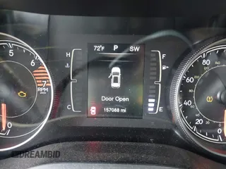 2016 Jeep Cherokee Sport z VIN 1C4PJLAB9GW177926, wystawiony jako IAAI lot #42359022 z przebiegiem 157 088 mil mil oraz . Historia ofert i sprzedaży dostępna na DreamBid. Obrazek 16.