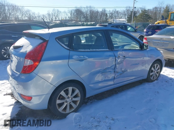 2012 Hyundai Accent SE with VIN KMHCU5AEXCU032097, listed as a IAAI auction lot 41143303 with 29,828 mi miles. Bid and sale history available at carsss.com. Image 4.