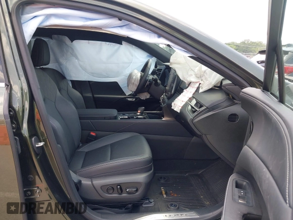 2024 Lexus RX 350 with VIN 2T2BAMBA6RC046837, listed as a IAAI auction lot 42651329 with 9,689 mi miles and . Bid and sale history available at DreamBid. Image 5.
