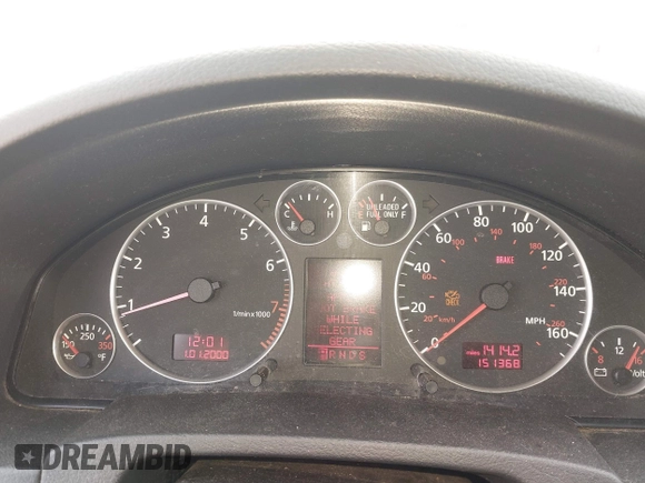 2004 Audi allroad A6 V8 with VIN WA1YD64B24N017052, listed as a IAAI auction lot 42085824 with 151,368 mi miles and . Bid and sale history available at DreamBid. Image 7.