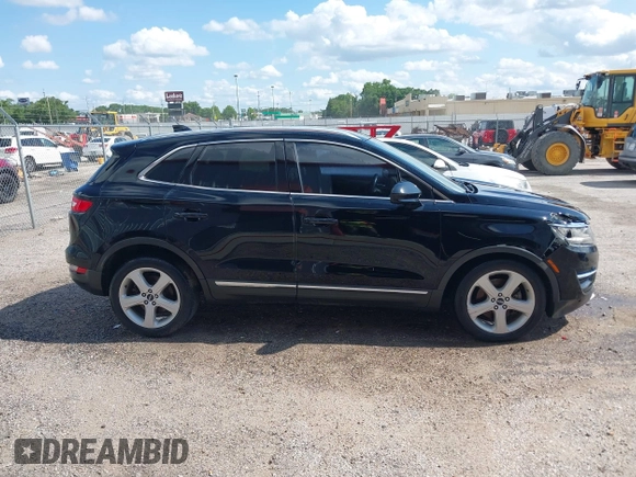 2017 Lincoln MKC Premiere с VIN 5LMCJ1C91HUL49790, выставлен на аукционе IAAI как лот 42422005 с пробегом 99 093 миль миль и . История ставок и продаж доступна на DreamBid. Изображение 13.