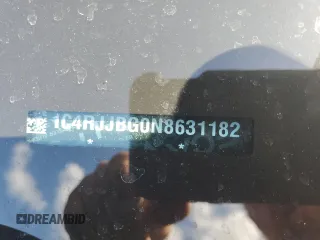 2022 Jeep Grand Cherokee Limited z VIN 1C4RJJBG0N8631182, wystawiony jako Copart lot #53941645 z przebiegiem 59 089 mil mil oraz Nie do naprawy • Non repairable. Historia ofert i sprzedaży dostępna na DreamBid. Obrazek 13.
