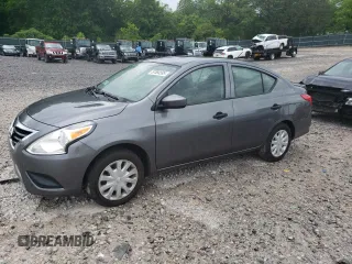 2019 Nissan Versa SV z VIN 3N1CN7AP1KL823886, wystawiony jako Copart lot #57584595 z przebiegiem 154 476 mil mil oraz Czysty tytuł • Clean title. Historia ofert i sprzedaży dostępna na DreamBid. Obrazek 1.