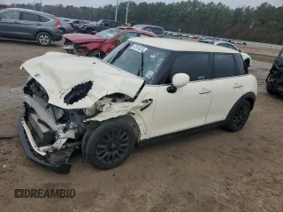 2018 MINI Hardtop 4 Door Cooper with VIN WMWXU1C5XJ2F81058, listed as a Copart auction lot 42924325 with Not Provided miles and Clean Title. Bid and sale history available at DreamBid. Image 1.