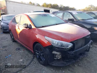 2020 Kia Forte GT-Line z VIN 3KPF34AD7LE167672, wystawiony jako IAAI lot #41312641 z przebiegiem 64 569 mil mil oraz . Historia ofert i sprzedaży dostępna na DreamBid. Obrazek 13.
