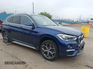 2018 BMW X1 xDrive28i z VIN WBXHT3C36J3H30583, wystawiony jako IAAI lot #42096329 z przebiegiem 43 232 mil mil oraz . Historia ofert i sprzedaży dostępna na DreamBid. Obrazek 1.